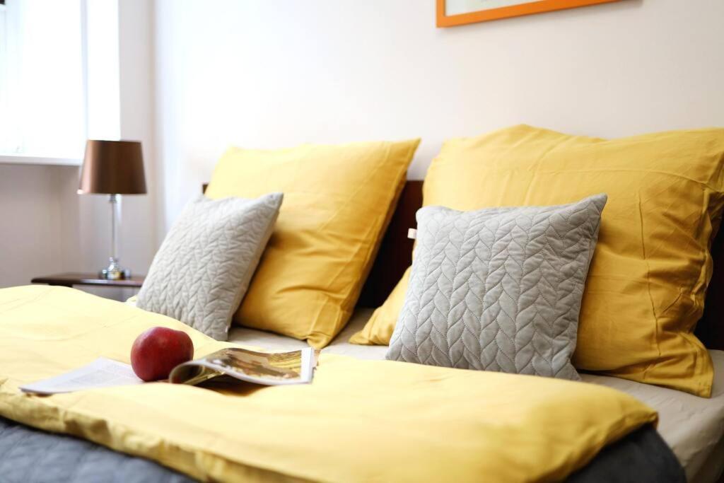 Batorego Cosy Apartment Krakow Bagian luar foto